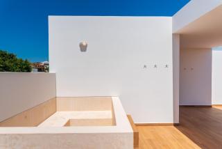 Entire House- 3BR with Private Roof Top Deck - 7