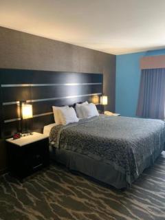 Days Inn by Wyndham Budd Lake - 1