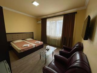 MBM Hotel Yerevan - Erevan - 9