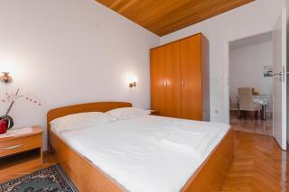 Apartments with parking space Duce, Omis - 2773 - Omiš - 3