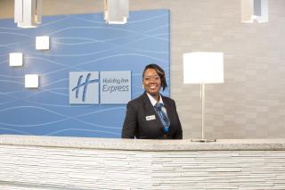 Holiday Inn Express Moline - Quad Cities Area by IHG - Moline - 1
