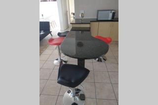 La Mer Stunning Beachfront Apartment - Kingsburgh - 8