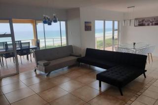 La Mer Stunning Beachfront Apartment - 1