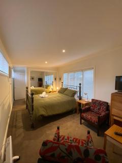 Shack out the Back - Kyneton - 9