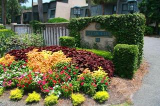 NEAR OCEAN VILLAS - Hilton Head's Best and Most Affordable Deluxe Villas Close to Beach - 2