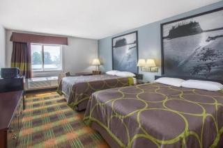 Super 8 by Wyndham Sweet Springs - Sweet Springs - 4
