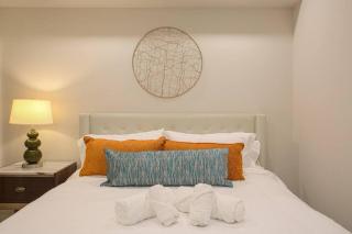 3 Floor TownHouse Next to Downtown Max 12 sleepers - San Diego - 5