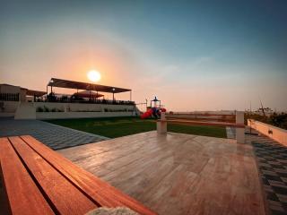 Desert Dune Farmhouse - By Seven Elements - 5