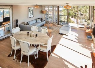 Inner City Harbour Views With Parking - 9