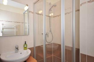 Villa Hansa App 2, 2 SZ, 2 Bäder, Terrasse by Unsere Urlaubszeit - Binz - 2