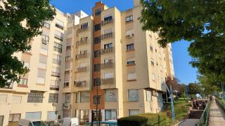 Enjoy Lisbon Cascais Sintra 1200 metres to metro blue line Sintra Rail line Free Parking - Amadora - 8