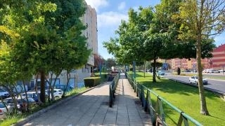 Enjoy Lisbon Cascais Sintra 1200 metres to metro blue line Sintra Rail line Free Parking - Amadora - 7