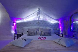 Les Secrets d'Alcôve, nuits Romantiques avec SPA - Aix-en-Provence - 8