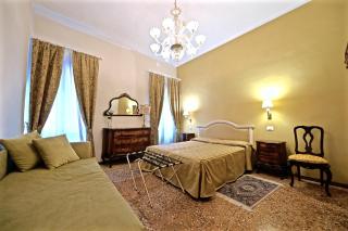 Chandeliers Apartment - Venice - 7