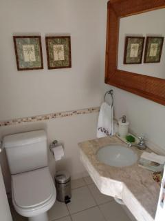 Casa com piscina e churrasq na Praia de Camburí - 2