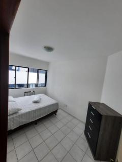 Apt Jatiúca, Excelente Localização.balada, Praia.. - Maceió - 2