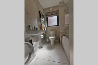 Ruby Apartment - Belfast - 4