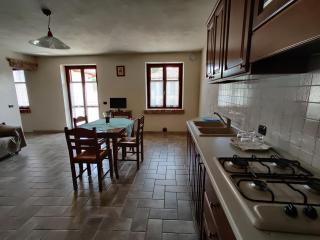 Agriturismo Rio Sordo - Barbaresco - 8