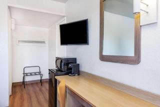 Travelodge by Wyndham Miles City - Miles City - 3