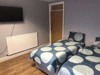Bright Apartments - Peterborough - 8