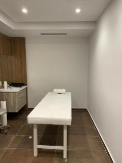 Hotel Aross - Vlorë - 8