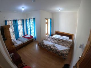 Lhachik Guest House - 4