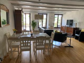 Joline private guest apartment feel like home - 8