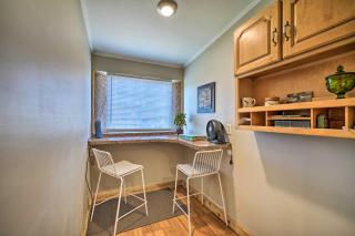 Farmhouse Apt on Route 66 - 12 Miles to Downtown - 9