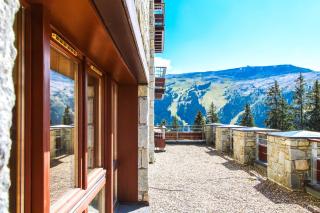 Bright spacious two bed South facing family apartment - 4