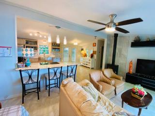 Paradise View Getaway-Dacha - Hartwell - 3