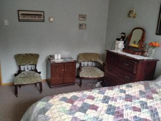 Lesley's Bed and Breakfast - Cromwell - 4