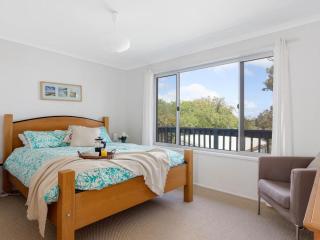 Dolphin Dreaming 16 Dolphin Avenue - Carrickalinga - 6