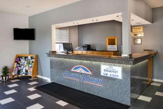 Howard Johnson by Wyndham Gananoque - Gananoque - 6