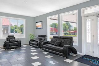 Howard Johnson by Wyndham Gananoque - Gananoque - 5