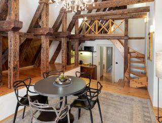 Chateau 9 Apartments by Adrez - Prague - 2