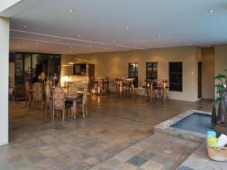 Lazy Lizard Guesthouse - 3