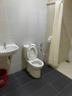 Baojuwu 1 Bedroom Akademik Suites Austin Heights - Johor Bahru - 2
