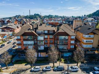 400 metros, Rua Coberta Centro - Villa Di Pietro 305 - Gramado - 9