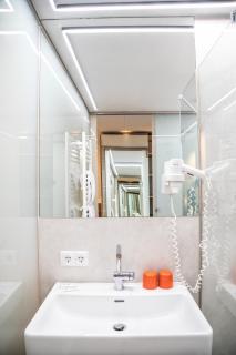 Hotel Restaurant Auerhahn - 1