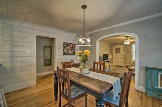 Pet-Friendly Brenham Cottage with Yard! - Brenham - 3