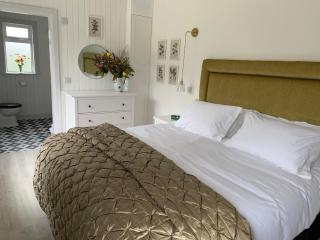 Garden Cottage on Tintern Trails - 2