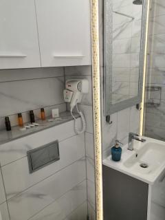 ONYX - Utopia Aparthotel - Braşov - 3