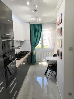 ONYX - Utopia Aparthotel - Braşov - 6