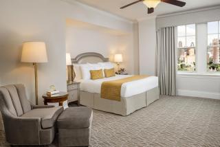 Warwick Melrose Hotel - 5