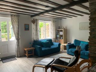 Hope Cottage - 5
