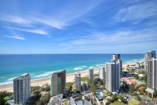 Deluxe Private Apartment in Surfers Paradise - Gold Coast - 9