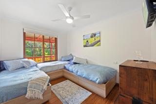 Pet Friendly Farm Stay in heart of the Tilba village - Central Tilba - 2