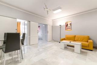 Cozy And Comfortable Apartment in Plaza Castilla - Madrid - 7