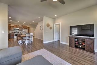 Fayetteville House Pool Access and Gas Grill! - Fayetteville - 6
