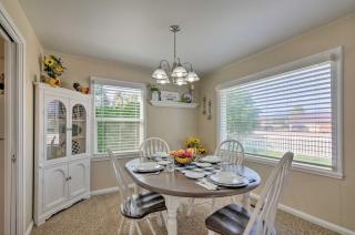 Home with Fenced Yard by 5 Mighty Natl Parks - 5